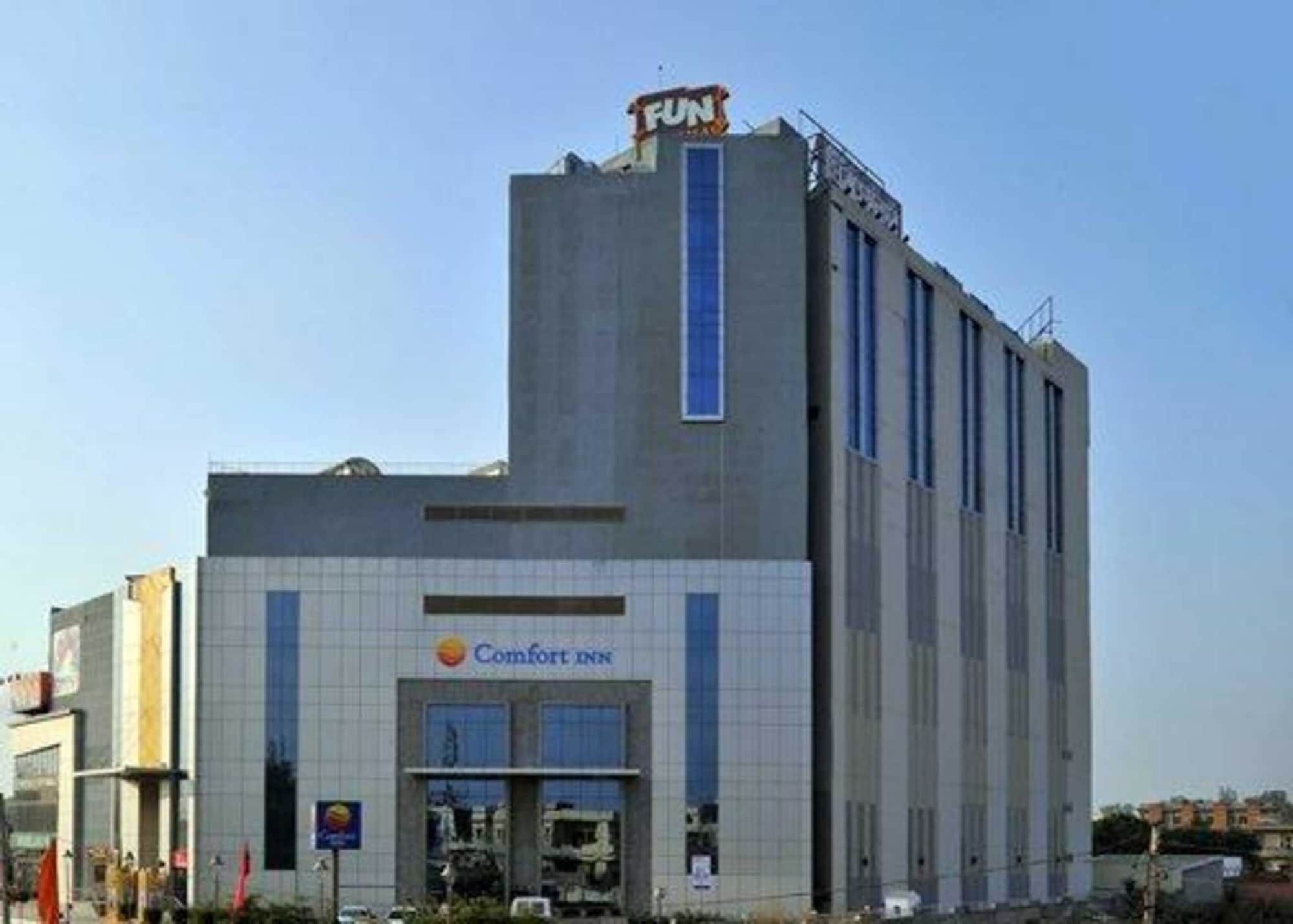 באטינדה Comfort Inn Tulip Heights מראה חיצוני תמונה